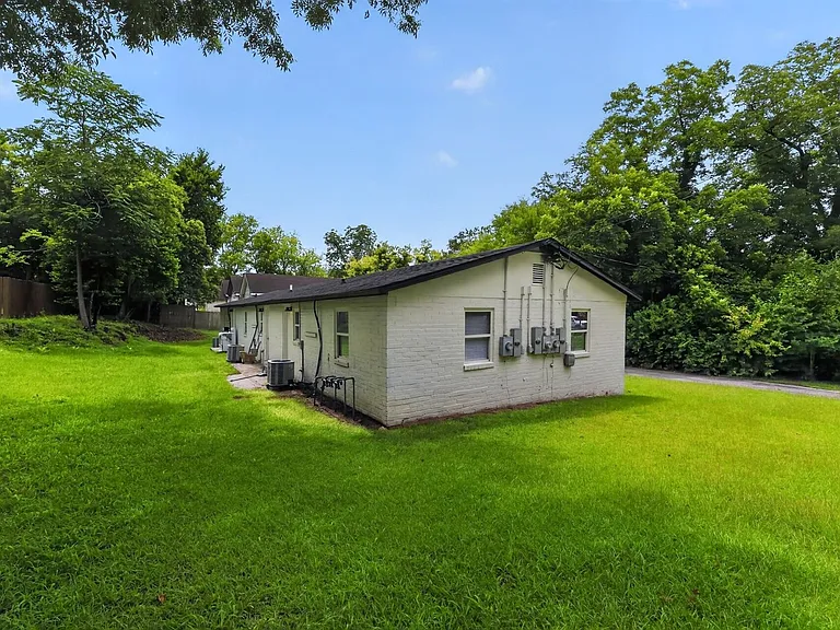 1626 Telfair Street Ln #A — Photo 30