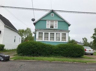 37 Cleveland Ave, Lackawanna, NY 14218