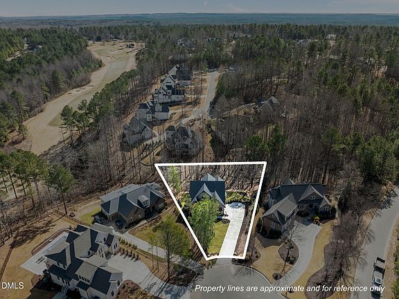 2nd image of 4 Brandon Pines Ct