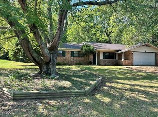 1201 W 18th Ter, Russellville, AR 72801