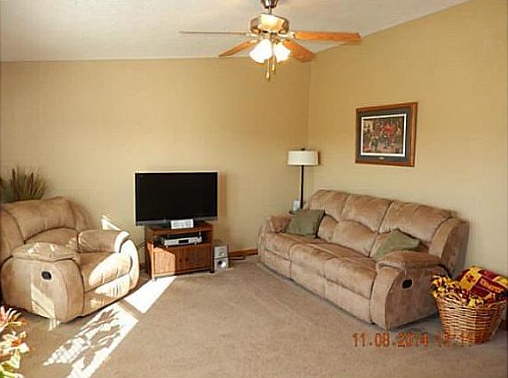 5th image of 2668 Norwood Ave