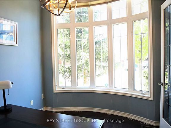 2nd image of 9 Eber St