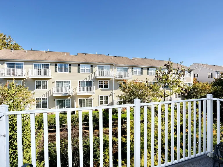 261 Riverwalk Way — Photo 22