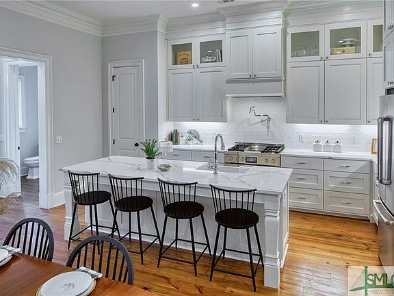 4th image of 312 W Gwinnett St