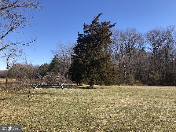 2nd image of 6650 Masontown Pl