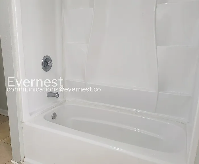 2175 W 16th St — Photo 27