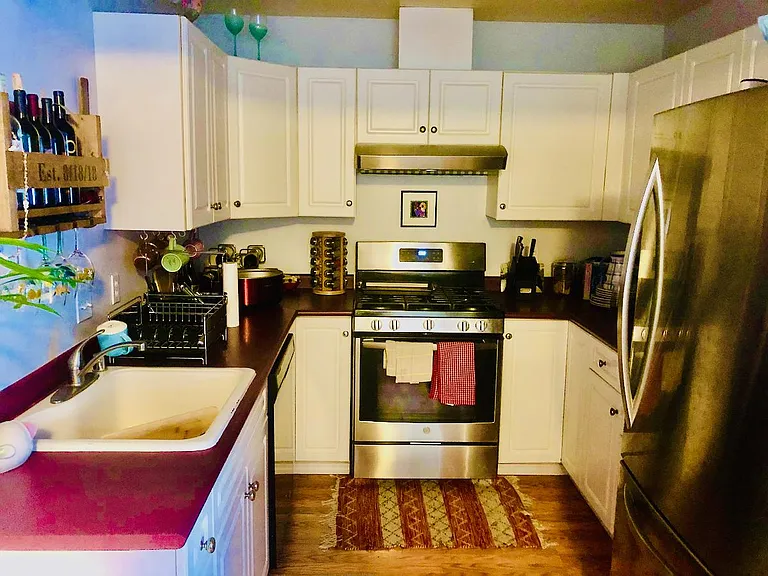 2802 W Maplewood Ave #103 — Photo 4