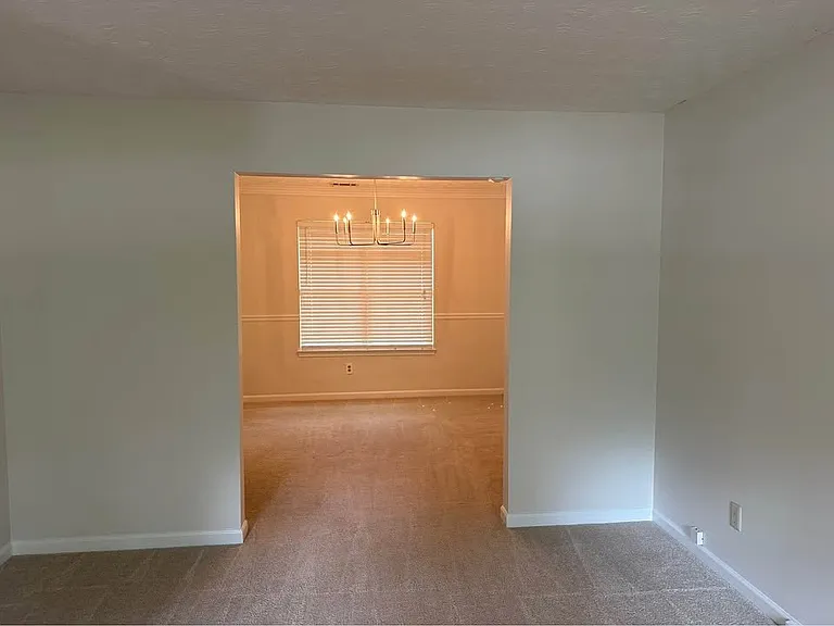 920 Lauren Kay Ct — Photo 6