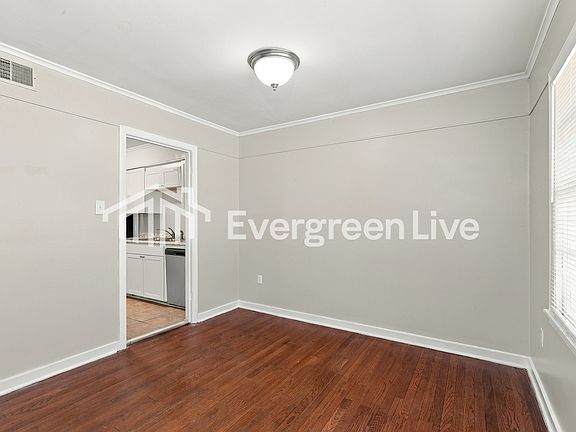 5th image of 226 Meadowview St