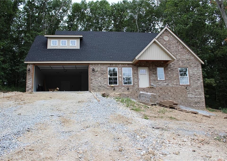 1st image of 19 Drifton Dr