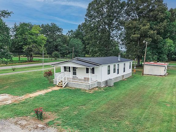 3rd image of 4672 State Highway 58 S