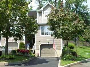 174 Eagle Ridge Way, Nanuet, NY 10954