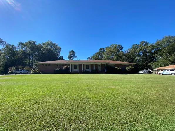 105 Hillcrest Dr, Brookhaven, MS 39601