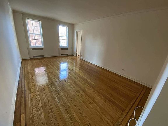 2nd image of 11146 76th Dr APT 2B