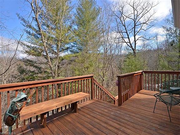 2nd image of 251 Park Ln