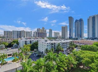 17021 N Bay Rd APT 906, Sunny Isles Beach, FL 33160