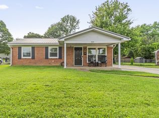 11004 Lansford Dr, Louisville, KY 40272