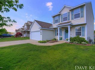 5873 Timberlake Dr SE, Kentwood, MI 49512