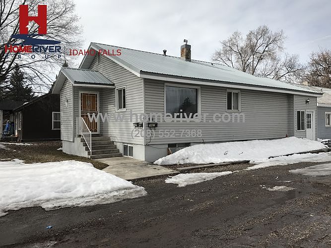 2nd image of 385 Lomax St #A