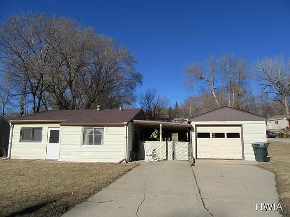 2nd image of 2917 9th St