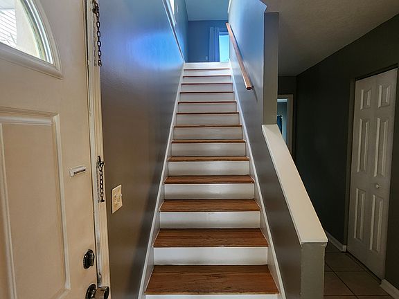 2nd image of 728 Tarpon Ave #B