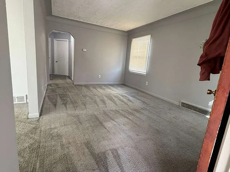 13873 Carlisle St — Photo 24