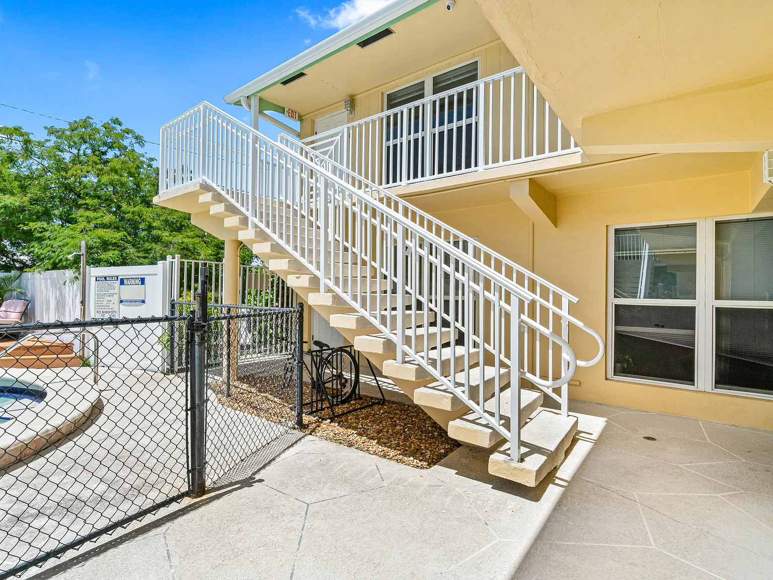 1 bed, 1.0 bath, 400 sqft, $1,400 — Photo 3