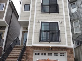 541 Hamilton St FLOOR 2, Harrison, NJ 07029