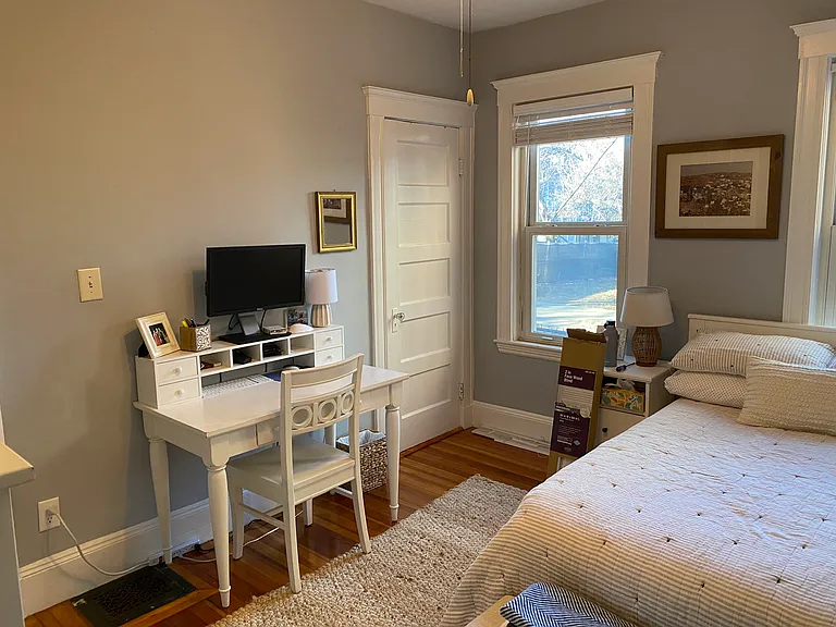 121 Lowell St #2 — Photo 8