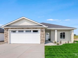 916 23rd Ave E, Jerome, ID 83338