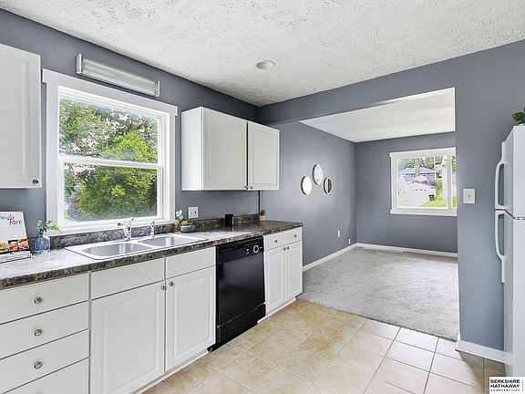 4th image of 6318 Manderson St