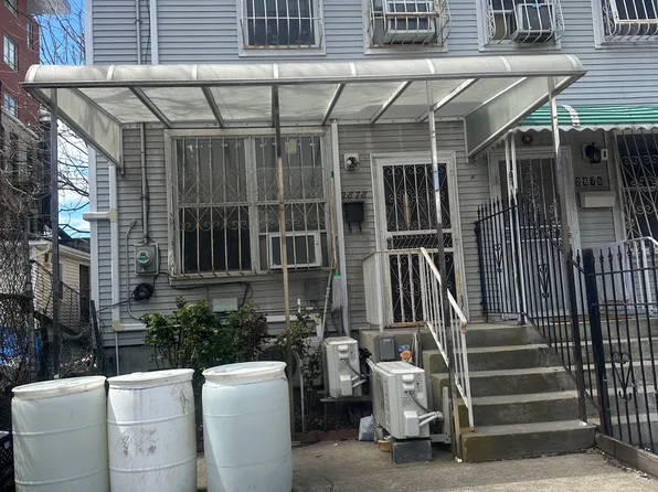 2878 West 16th Street 1 image 1 of 14
