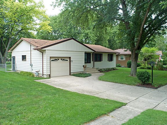 2nd image of 311 N Forest Ave