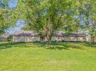 3080 Butterfield Coach Rd, Springdale, AR 72764