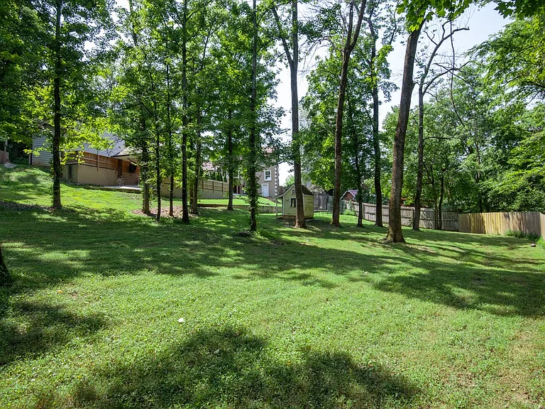 4036 Creekside Dr — Photo 42
