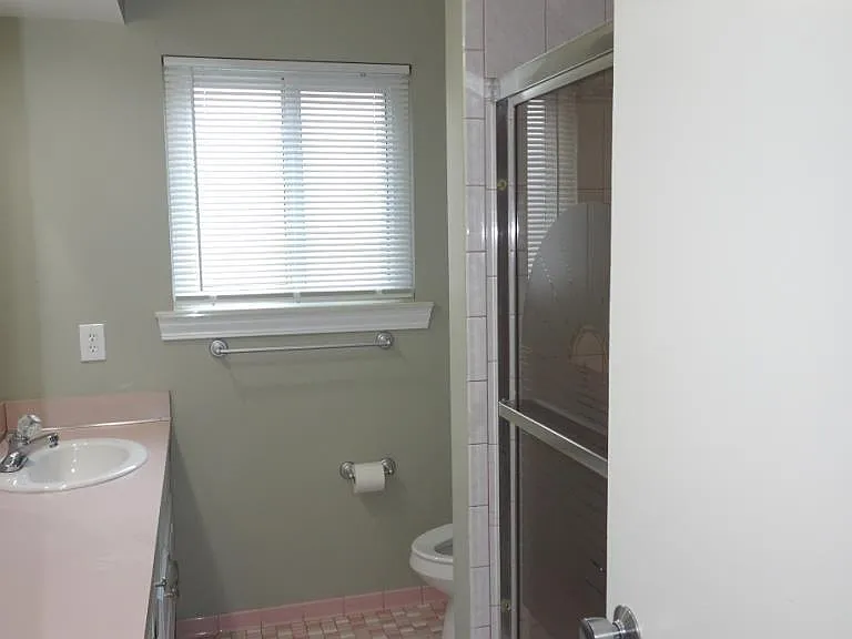 32106 Gainsborough Dr — Photo 13