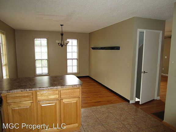 5th image of 1825 Todd Dr