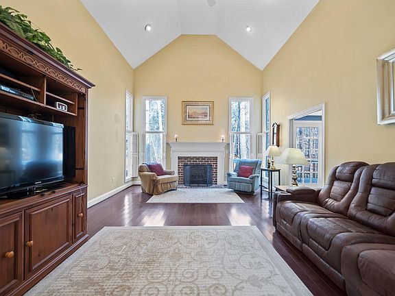 5th image of 6306 Oakview Ct