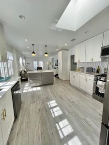6321 Warner Dr, Los Angeles, CA, 90048