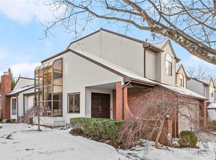 41 Brookridge Rd, New Rochelle, NY 10804