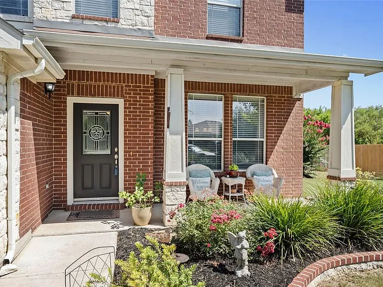 153 Crizer Ct — Photo 2