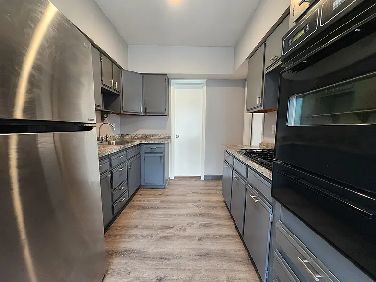 15 Lake Ave #B — Photo 13