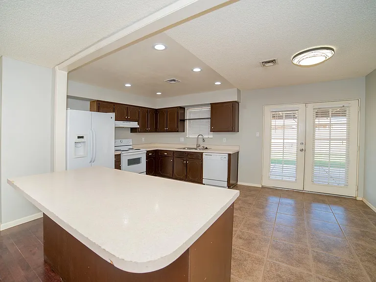 4350 W 17th Ln — Photo 20