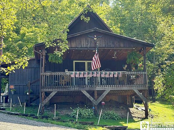 2nd image of 3150 Degroff Rd