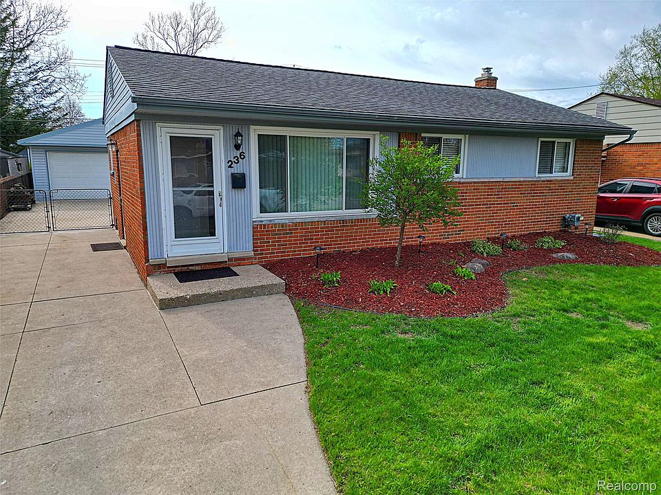 1st image of 236 Darwin St