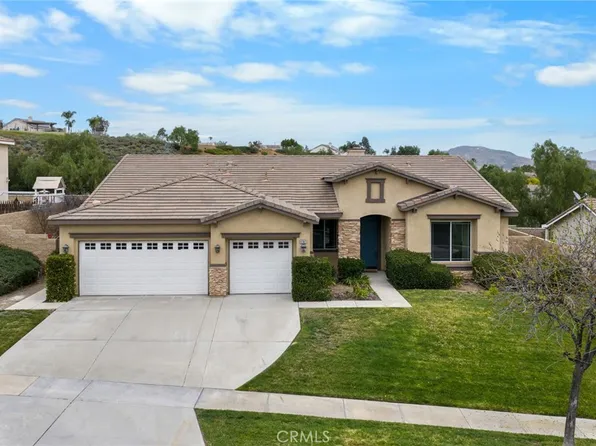1767 Riverstone Cir, Corona, CA 92883