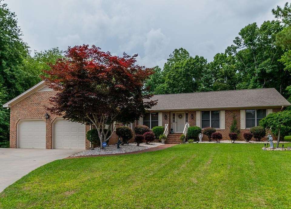 1st image of 110 Berrywood Ct