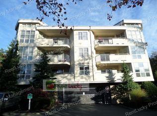 424 102nd Ave SE APT 202, Bellevue, WA 98004