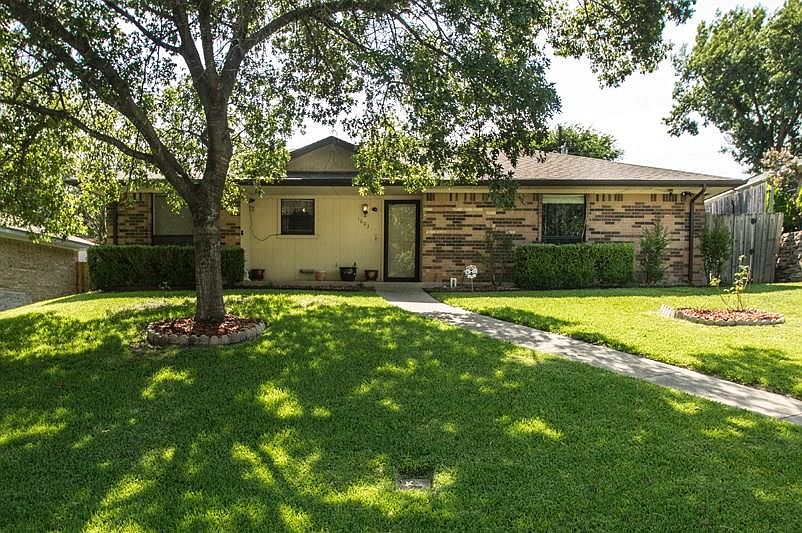 1st image of 1603 Limetree Ln