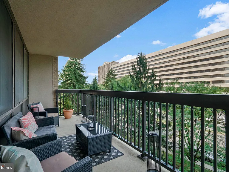 3709 S George Mason Dr #415-E — Photo 29